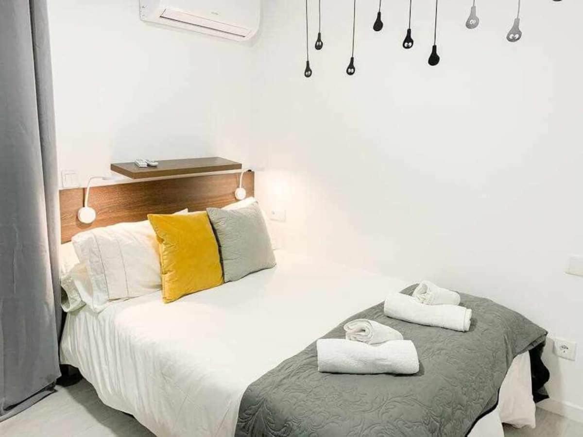 Apartment In Alicante Downtown/El Postiguet Beach Esterno foto