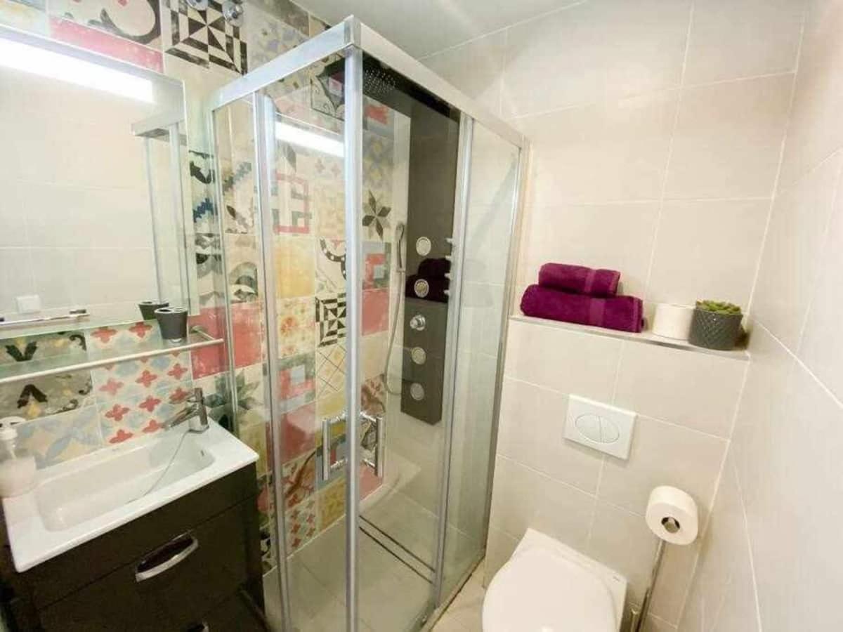 Apartment In Alicante Downtown/El Postiguet Beach Esterno foto